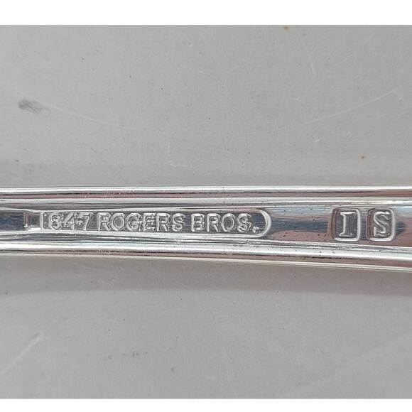 Rogers Brothers‎ Silverplate Eternally Yours Coquette 5 Piece Setting 7-8 - Picture 5 of 12